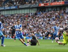 IM体育在线注册-英超曼联逆转击败切尔西，继续保持领先优势