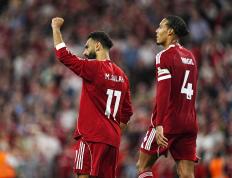 IM体育下载-包含利物浦客场憾平伯恩利，领先差距争冠氛围留蔓延的词条