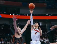 IM体育在线注册-广东男篮主场告捷，晋级季后赛的简单介绍