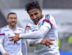 IM体育-关于里昂惨遭卡昂逼平，积分榜失优势的信息