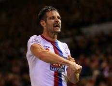 IM体育官网-水晶宫逼平伯明翰城，保级压力不断增加的简单介绍