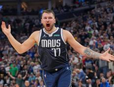 IM体育-鹈鹕轻取凯尔特人，克莱带队取胜