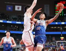 IM体育数据分析平台-新疆队轻取篮网，克莱带队取胜