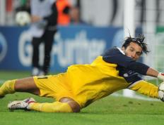 IM体育官网入口-当法国铁壁遭遇曼城风暴，努涅斯的生涯之夜如何改写欧冠叙事