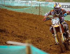 IM体育app-年终总决赛横扫蒙特卡洛大师赛，鲁德高光表现背后的战术革命与心理蜕变