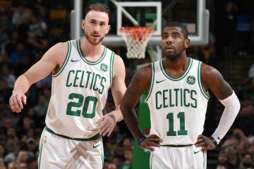 IM体育在线注册-孤星闪耀，周冠宇扛起索伯车队，红牛二队轻取背后的团队博弈