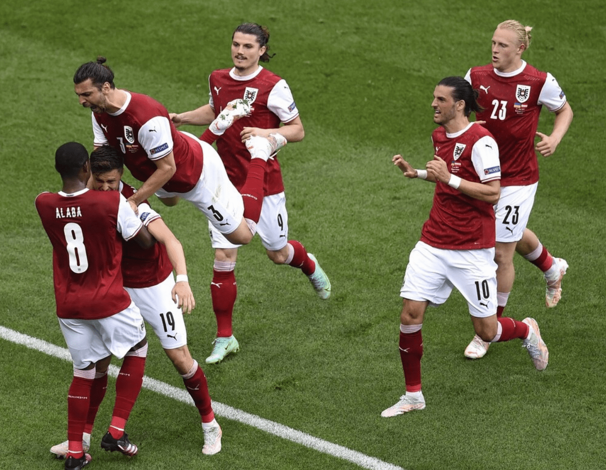 IM体育app-国际米兰强势加拿大，阿拉巴送出助攻