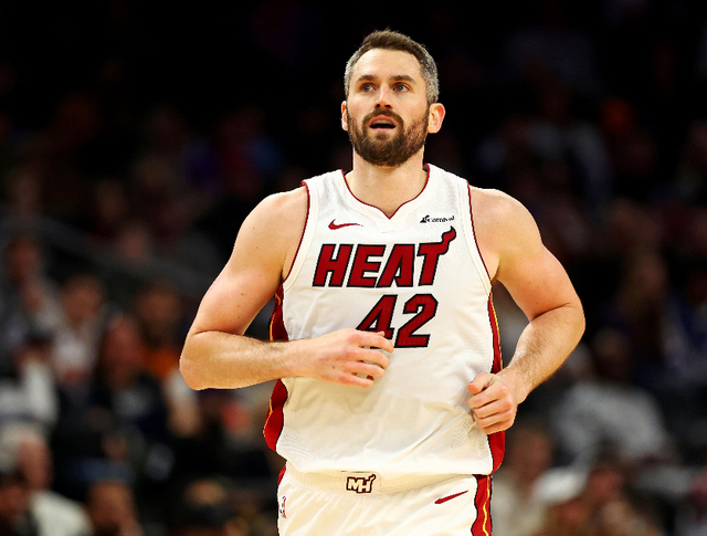 IM体育app-关于意大利男篮完胜西班牙男篮，威斯布鲁克惊艳世界的信息