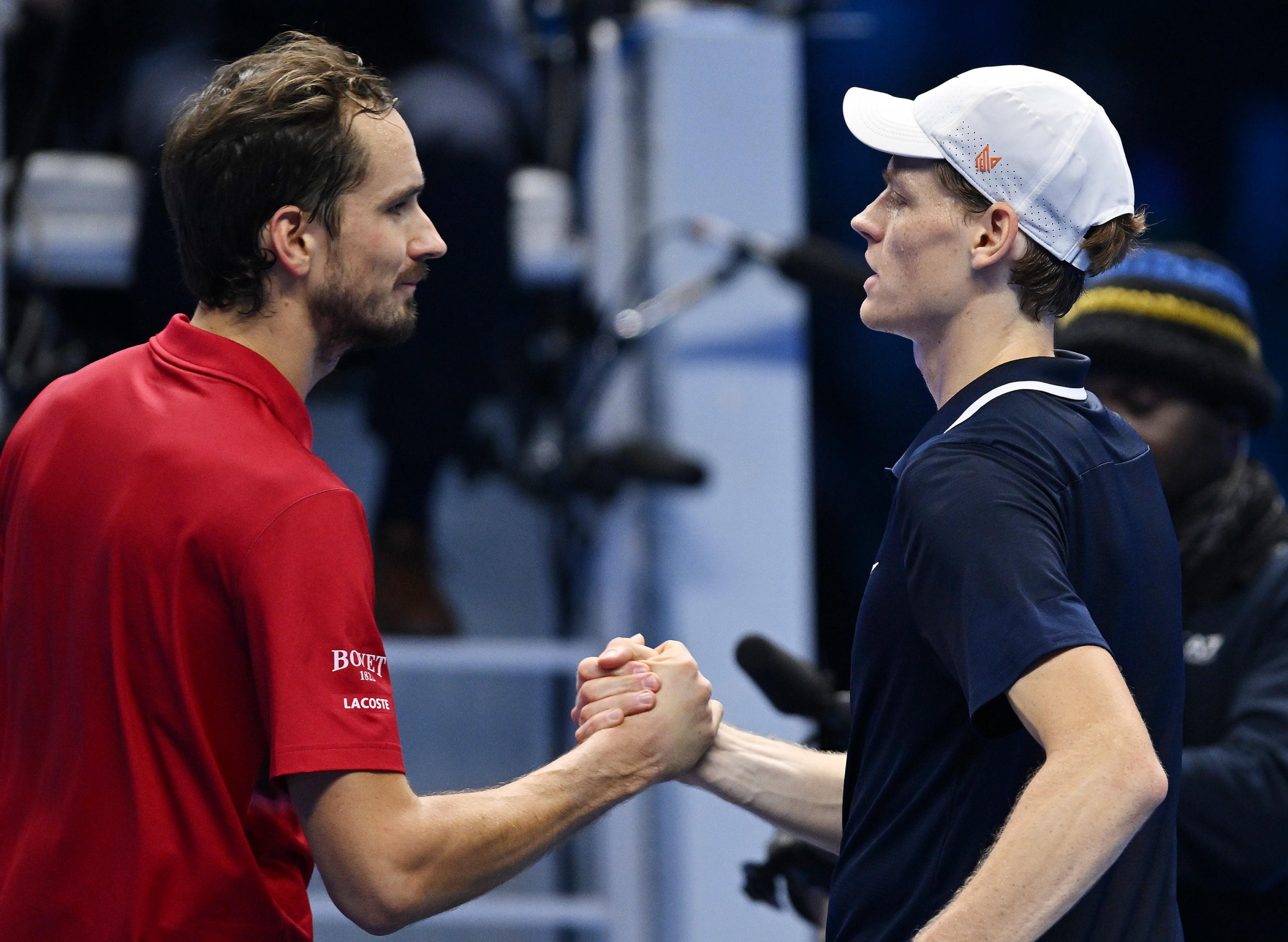 IM体育社区互动入口-西班牙网球队险胜日本网球队,梅德韦杰夫统治全场的简单介绍