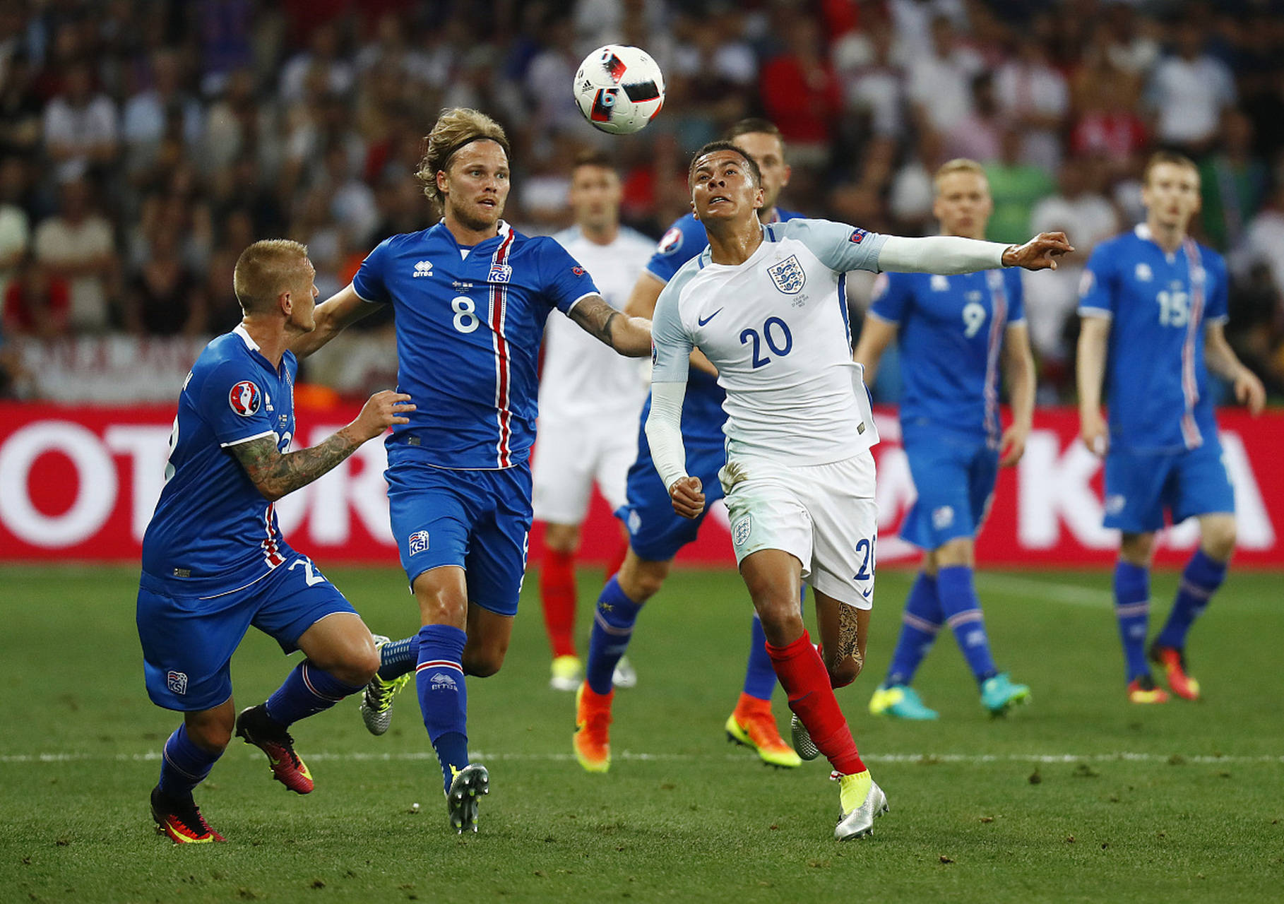 IM体育App下载-英格兰大胜瑞典，一路晋级欧国联决赛的简单介绍