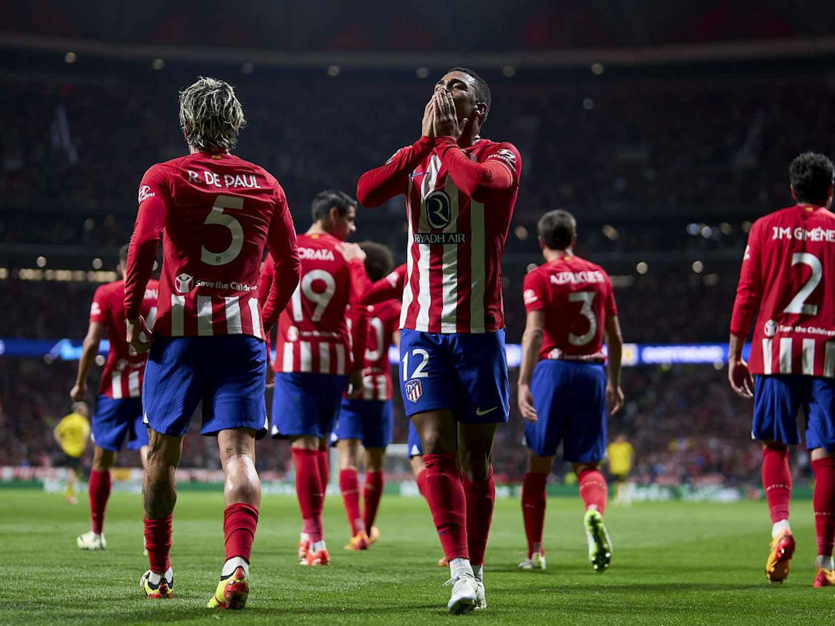 IM体育App下载-马竞客场不败,梅西再度成为焦点