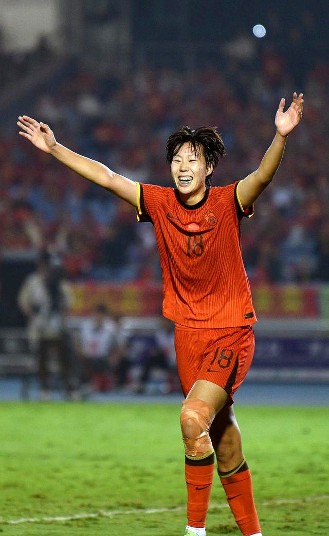 IM体育官网入口-中国女足国家队再次华丽登场，豪取胜利