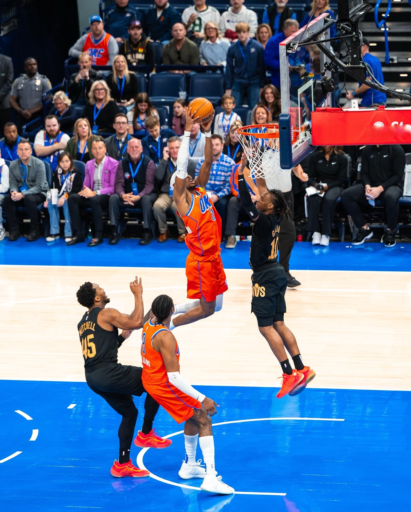 IM体育注册链接-进攻火力全开,球队轻松取胜