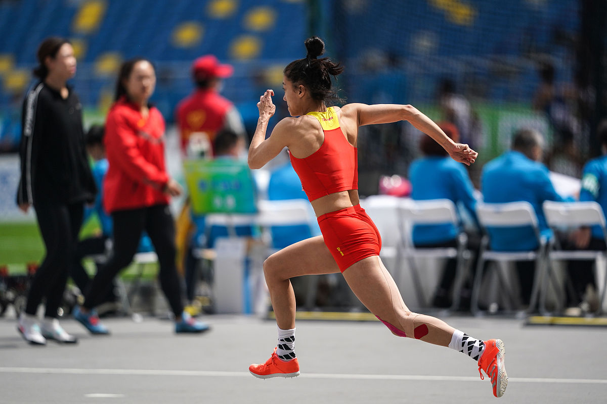 IM体育动画直播通道-超越自我,中国队在比赛中获得成功