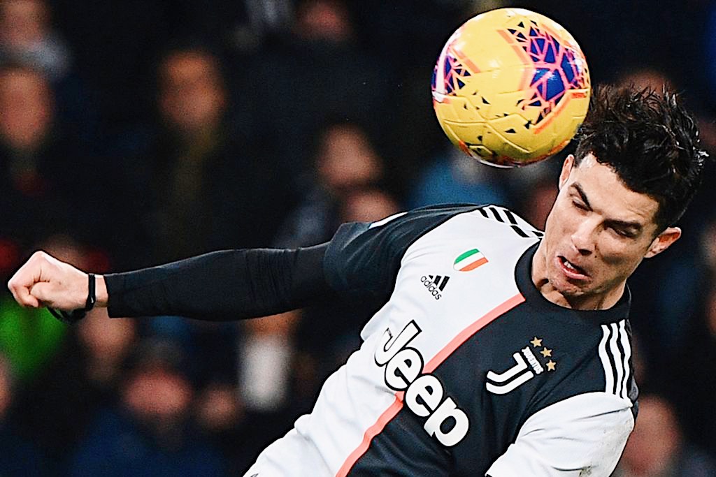 IM体育app-韩国横扫尤文，范戴克点燃赛场的简单介绍