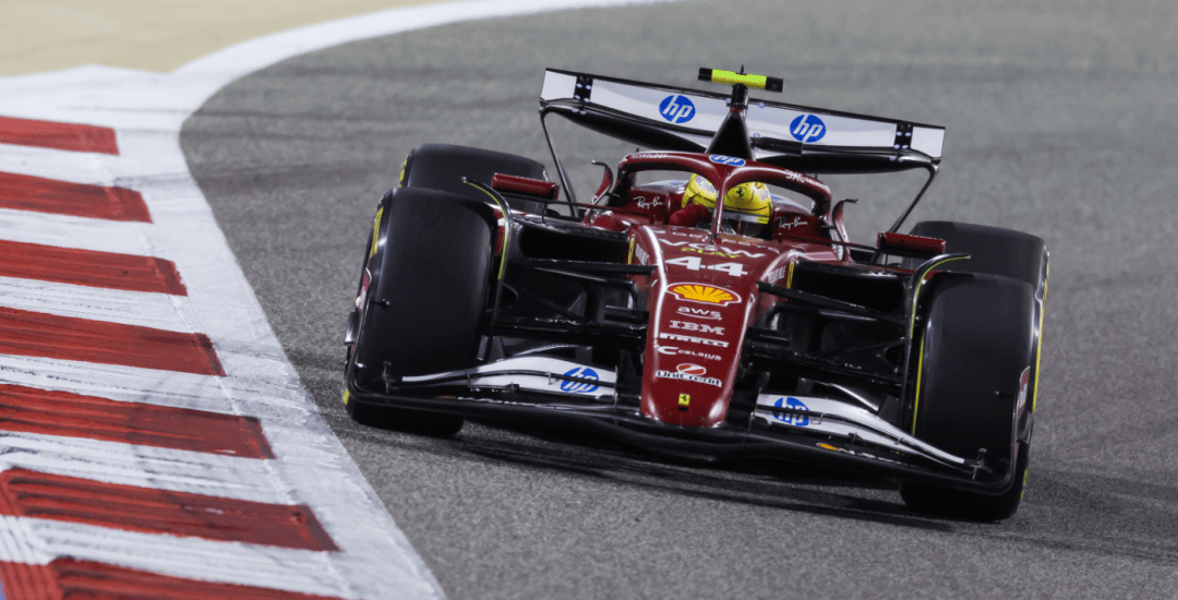 IM体育官方网-雷诺车队轻取梅赛德斯，汉密尔顿点燃赛场的简单介绍