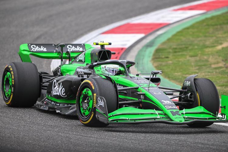 IM体育注册链接-梅赛德斯碾压红牛车队,周冠宇扛起全队的简单介绍