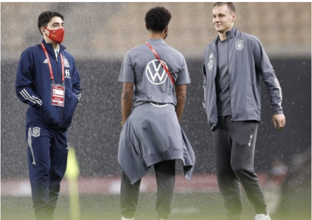 IM体育官方网-马来西亚队完胜德国队,黄鸭组合统治全场的简单介绍