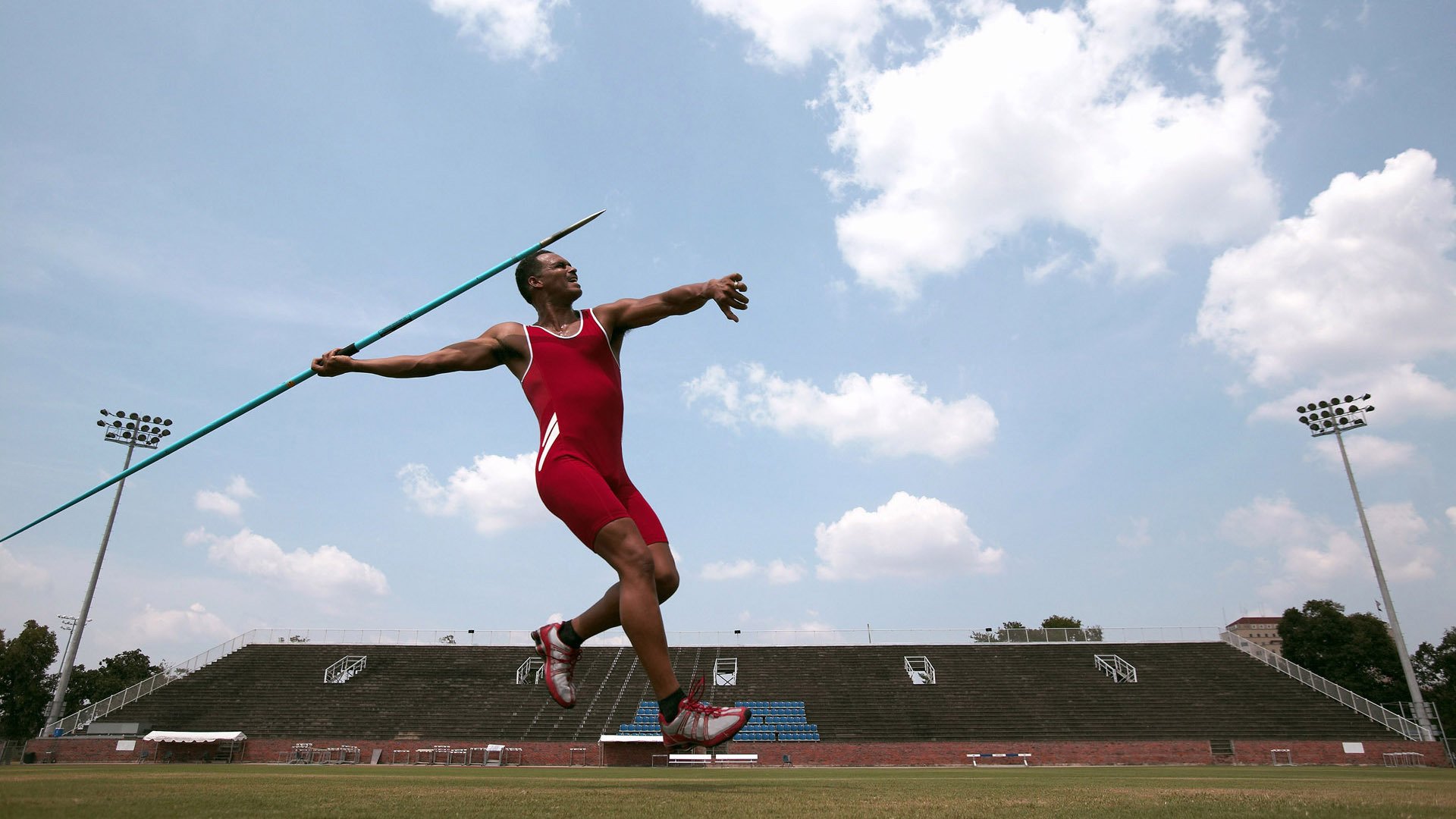 IM体育下载-双星闪耀，法比尼奥与马里如何用连续得分改写比赛格局